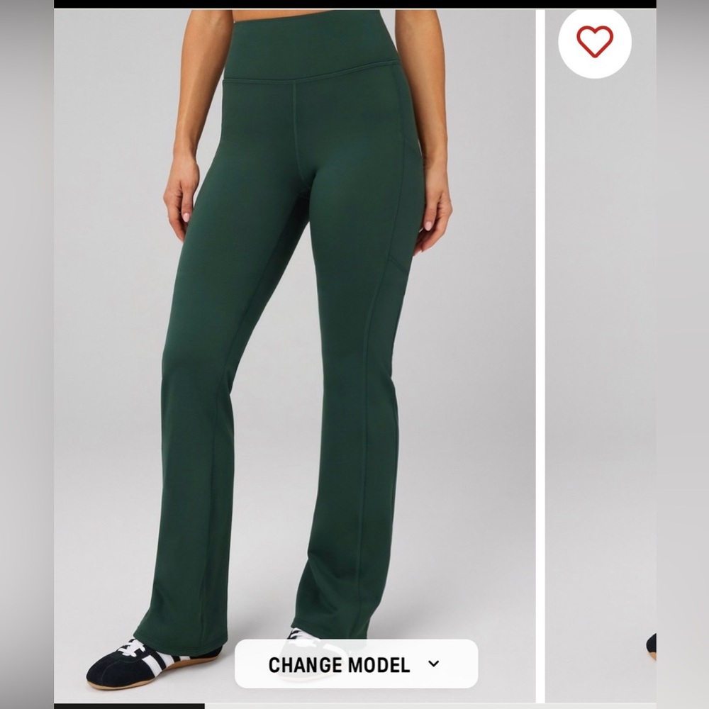 Fabletics Dark Green Flare Yoga Pants cold weather lined - Picture 2 of 4
